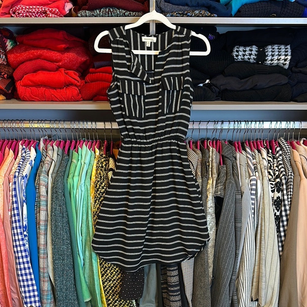 Monteau black/white striped v neck sleeveless elastic waistband dress size S